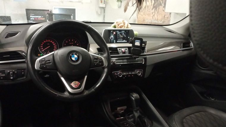 BMW X1 2016 года, 276 929 км - вид 5