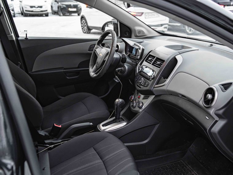 Chevrolet Aveo 2013 года, 82 613 км - вид 10