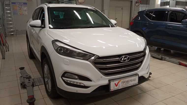 Hyundai Tucson 2018 года, 109 996 км - вид 3