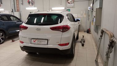 Hyundai Tucson 2018 года, 109 996 км - вид 4