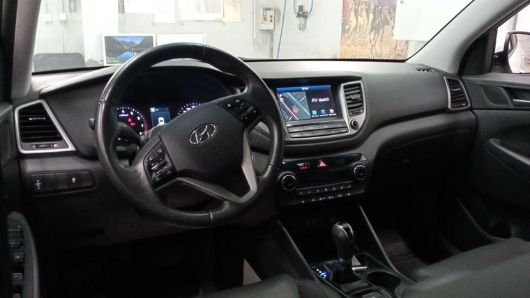 Hyundai Tucson 2018 года, 109 996 км - вид 6