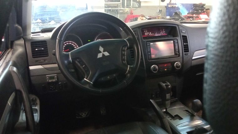 Mitsubishi Pajero 2011 года, 348 505 км - вид 5