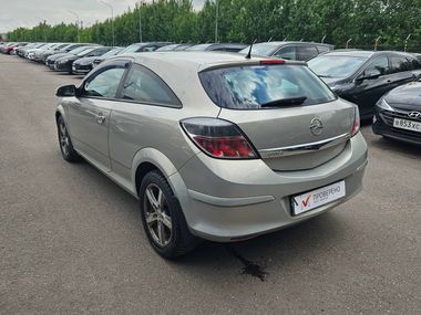 Opel Astra GTC 2010 года, 203 287 км - вид 7