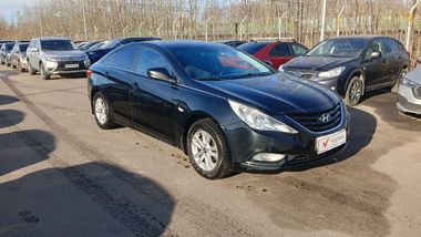 Hyundai Sonata 2011 года, 199 731 км - вид 3