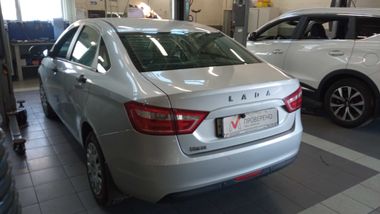 ВАЗ (LADA) Vesta 2018 года, 105 533 км - вид 4