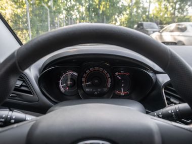 ВАЗ (LADA) Vesta 2018 года, 105 533 км - вид 5
