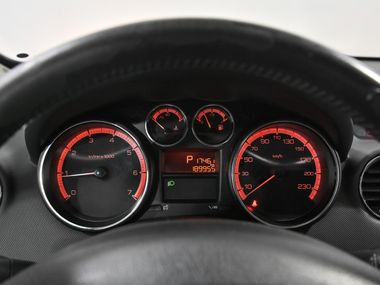 Peugeot 308 2009 года, 198 000 км - вид 7