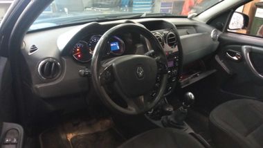 Renault Duster 2017 года, 338 879 км - вид 6