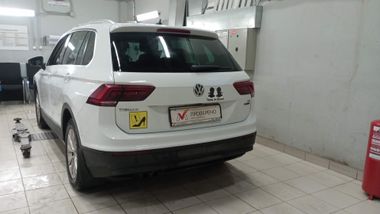Volkswagen Tiguan 2017 года, 139 449 км - вид 4
