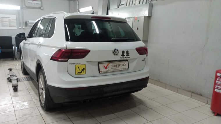 Volkswagen Tiguan 2017 года, 139 449 км - вид 4