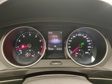 Volkswagen Tiguan 2020 года, 101 300 км - вид 10