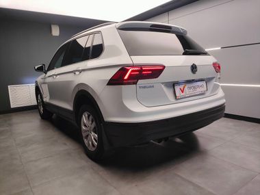 Volkswagen Tiguan 2020 года, 101 300 км - вид 8