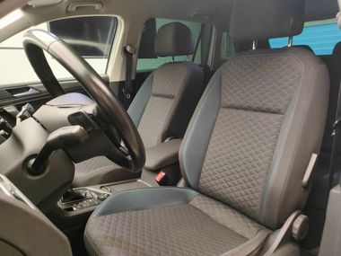 Volkswagen Tiguan 2020 года, 101 300 км - вид 13