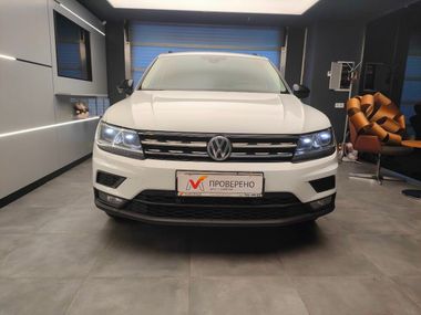 Volkswagen Tiguan 2020 года, 101 300 км - вид 3