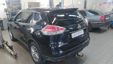 Nissan X-Trail 2017 года, 165 460 км - вид 4