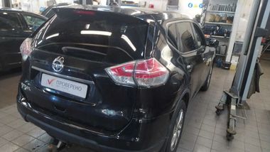 Nissan X-Trail 2017 года, 165 460 км - вид 3