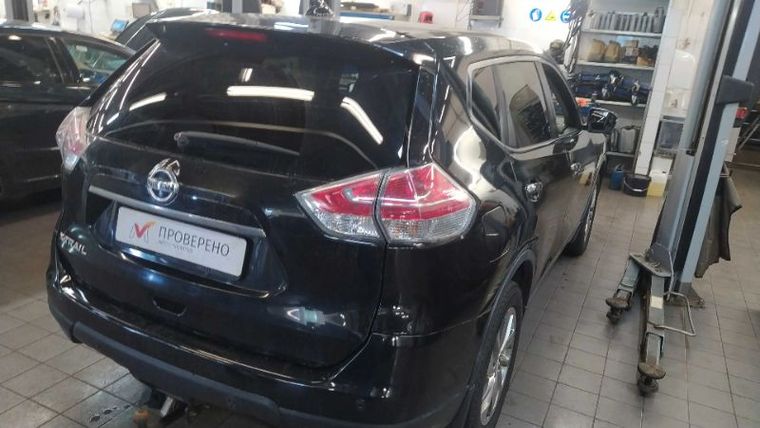 Nissan X-Trail 2017 года, 165 460 км - вид 3