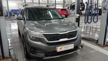 KIA Seltos 2020 года, 68 118 км - вид 3