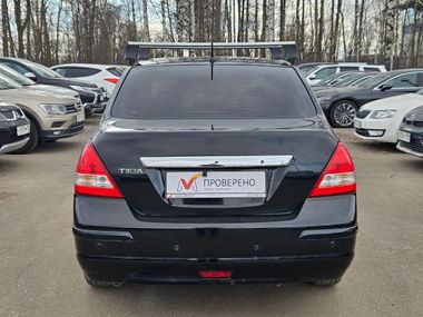 Nissan Tiida 2011 года, 182 000 км - вид 5