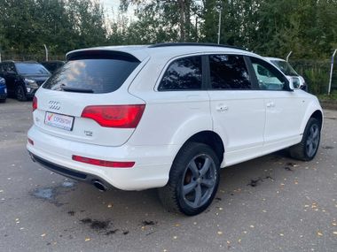 Q7