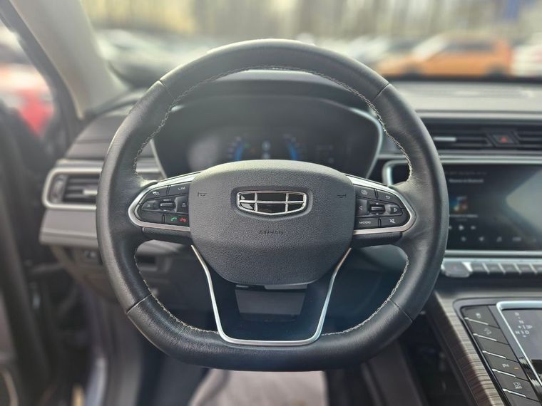 Geely Atlas Pro 2022 года, 101 915 км - вид 10