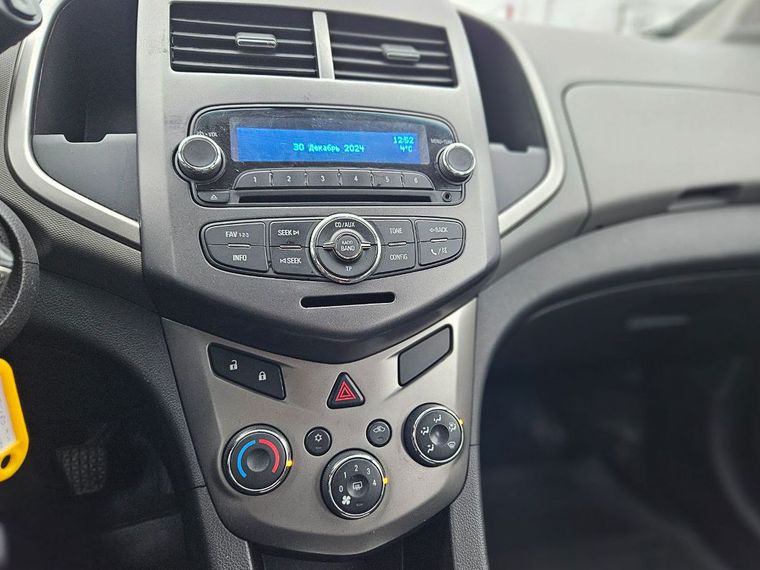 Chevrolet Aveo 2012 года, 145 000 км - вид 14