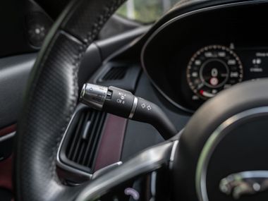 Jaguar E-Pace 2021 года, 112 796 км - вид 6