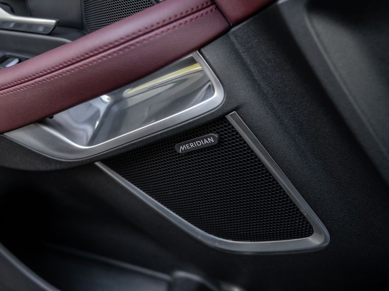 Jaguar E-Pace 2021 года, 112 796 км - вид 14