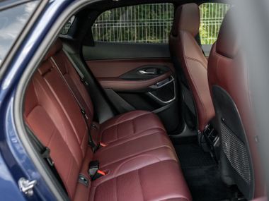 Jaguar E-Pace 2021 года, 112 796 км - вид 16