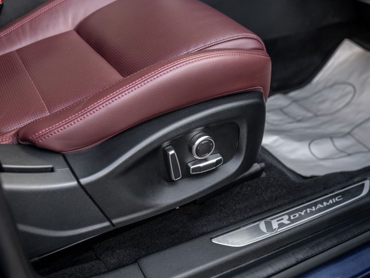 Jaguar E-Pace 2021 года, 112 796 км - вид 19