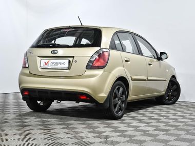 KIA Rio 2010 года, 196 877 км - вид 5