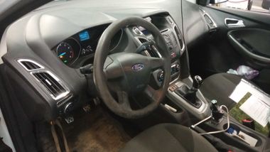 Ford Focus 2011 года, 336 655 км - вид 4