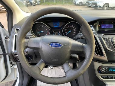 Ford Focus 2011 года, 336 655 км - вид 10