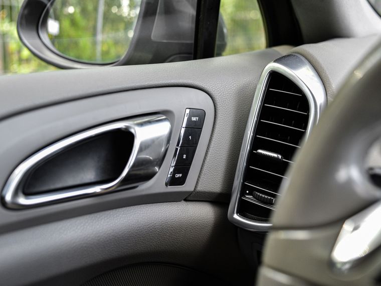 Porsche Cayenne 2011 года, 358 000 км - вид 11