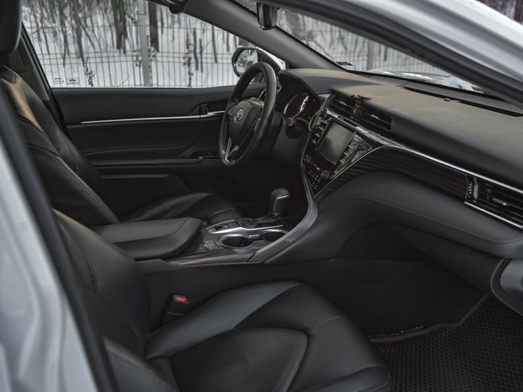 Toyota Camry 2019 года, 222 533 км - вид 15