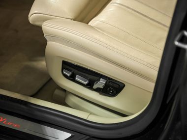 BMW 5 серия 2019 года, 93 716 км - вид 18