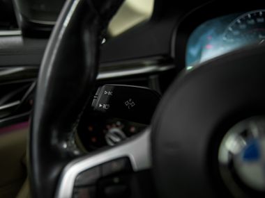 BMW 5 серия 2019 года, 93 716 км - вид 9