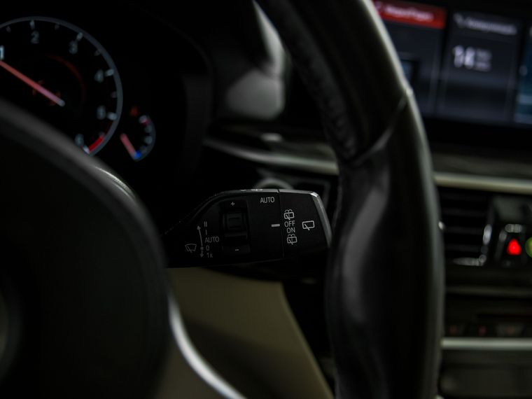 BMW 5 серия 2019 года, 93 716 км - вид 11