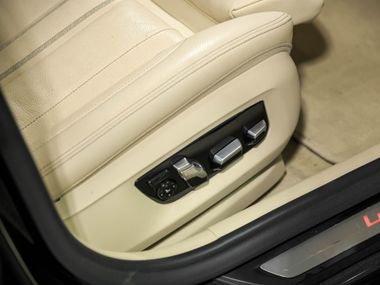 BMW 5 серия 2019 года, 93 716 км - вид 22