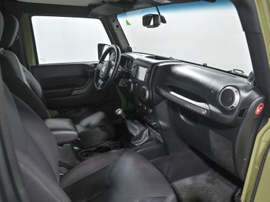 Jeep Wrangler 2013 года, 91 125 км - вид 16