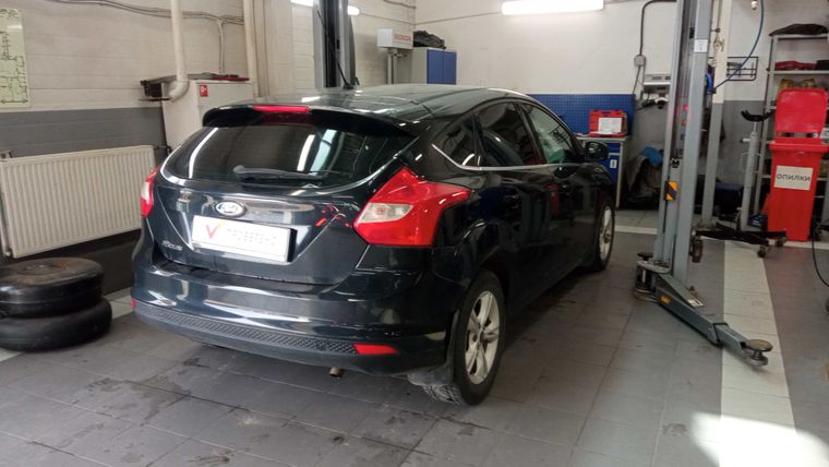 Ford Focus 2011 года, 196 091 км - вид 3