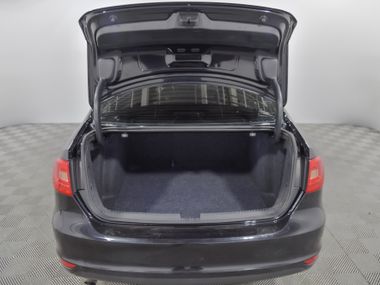 Volkswagen Jetta 2014 года, 150 595 км - вид 17