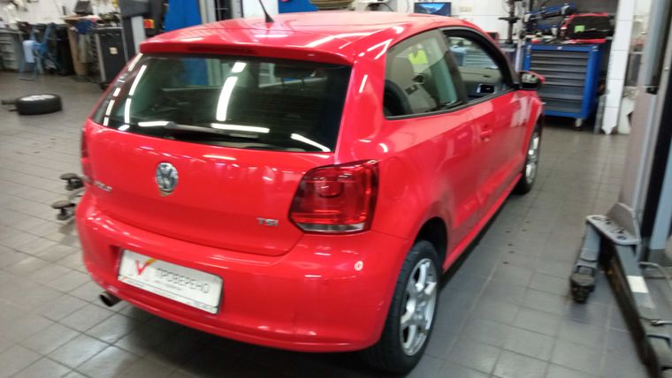 Volkswagen Polo 2011 года, 165 281 км - вид 4