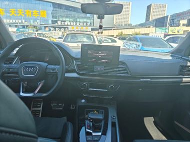 Audi Q5L 2022 года, 24 000 км - вид 12