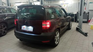 Skoda Yeti 2012 года, 223 490 км - вид 3