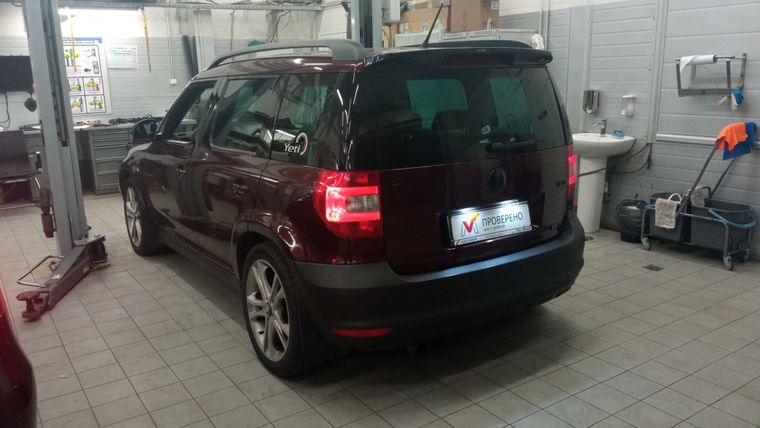 Skoda Yeti 2012 года, 223 490 км - вид 4