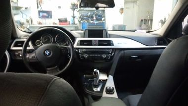 BMW 3 серия 2016 года, 108 778 км - вид 5