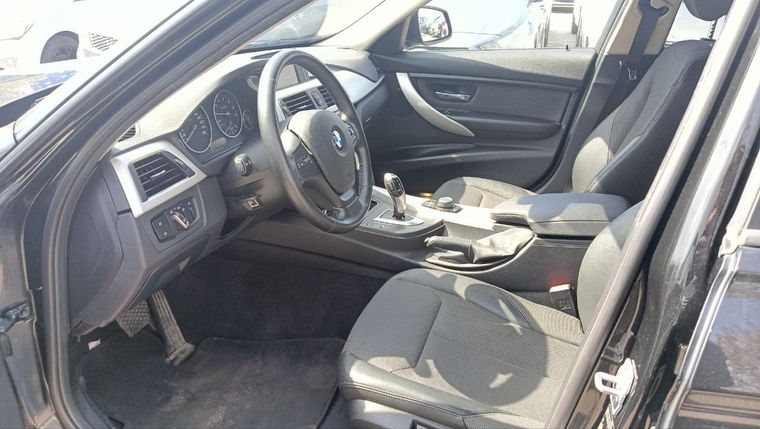 BMW 3 серия 2016 года, 108 778 км - вид 15
