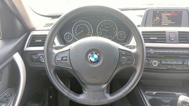 BMW 3 серия 2016 года, 108 778 км - вид 9
