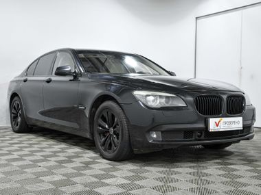 BMW 7 серия 2010 года, 166 375 км - вид 3